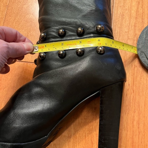 Stuart Weitzman embellished pull up boots - Picture 13 of 16
